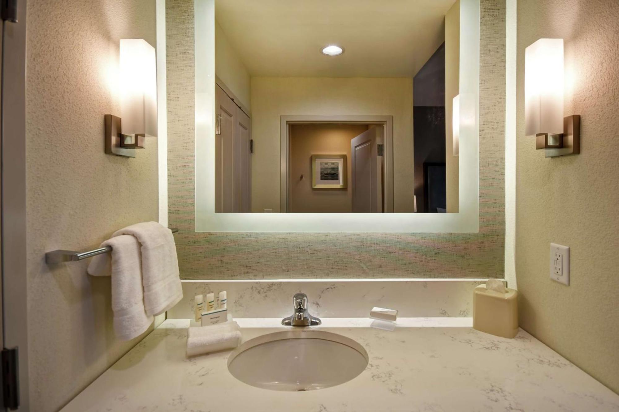 Homewood Suites By Hilton Salt Lake City Airport Екстериор снимка